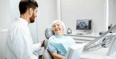 What to expect during your dental implant procedure